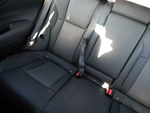 Used 2022 Subaru Outback Wilderness image 12