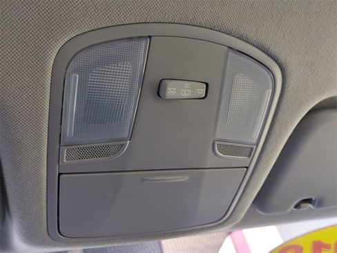 Used 2018 Hyundai Elantra SEL image 20