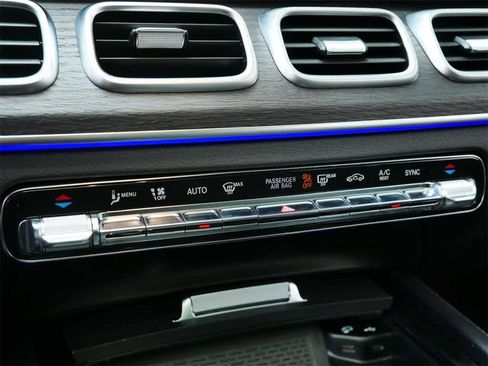 Used 2020 Mercedes-Benz GLE 580 4MATIC image 25