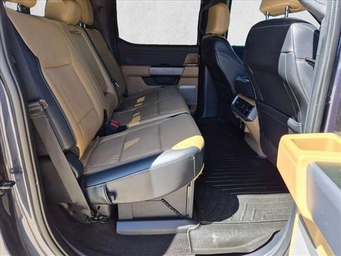 Used 2022 Ford F150 Lariat w/ Equipment Group 501A Mid AWD/4WD image 18