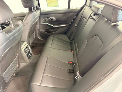 Used 2023 BMW M340i image 13