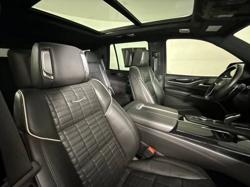 Certified 2023 Cadillac Escalade V AWD/4WD image 32
