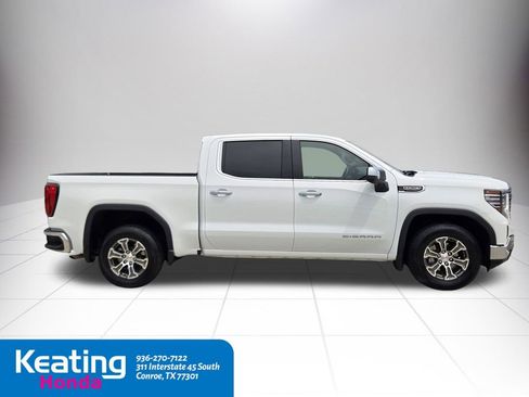 Used 2025 GMC Sierra 1500 SLT RWD image 9