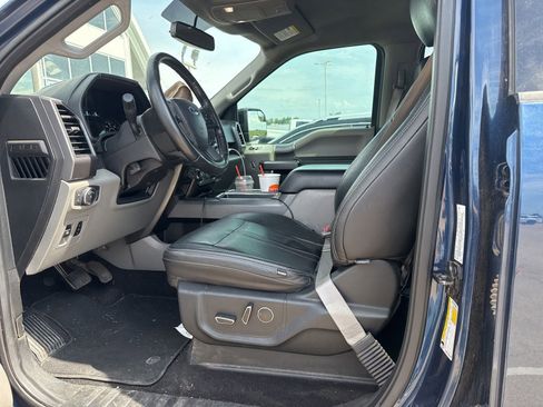Used 2018 Ford F150 XLT w/ Equipment Group 302A Luxury AWD/4WD image 14