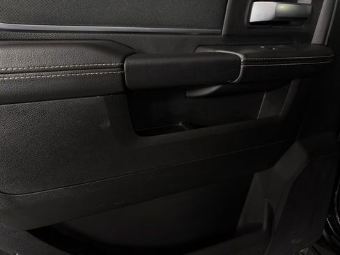 Certified 2026 RAM 2500 Big Horn AWD/4WD image 27