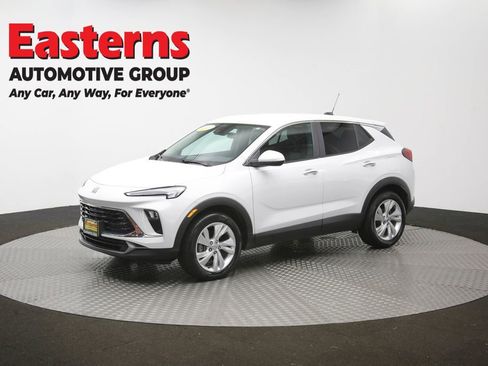 Used 2024 Buick Encore GX Preferred FWD image 55