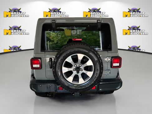 Used 2023 Jeep Wrangler Unlimited Sahara w/ Cold Weather Group AWD/4WD image 5