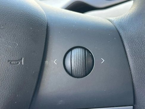 Used 2019 Tesla Model 3 Standard Range Plus image 28