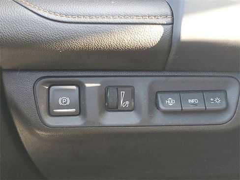 Used 2023 GMC Acadia AT4 w/ Technology Package image 20