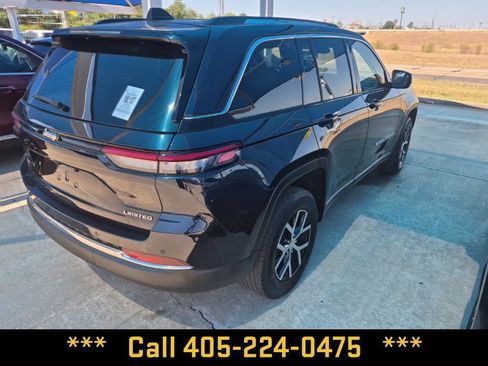 Used 2023 Jeep Grand Cherokee Limited RWD image 18