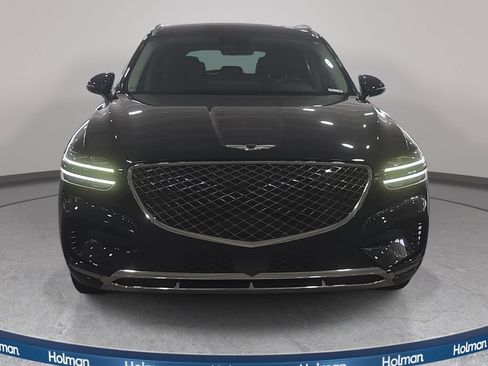 Used 2024 Genesis GV70 2.5T AWD/4WD image 3