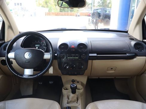 Used 2004 Volkswagen Beetle GLS FWD image 13