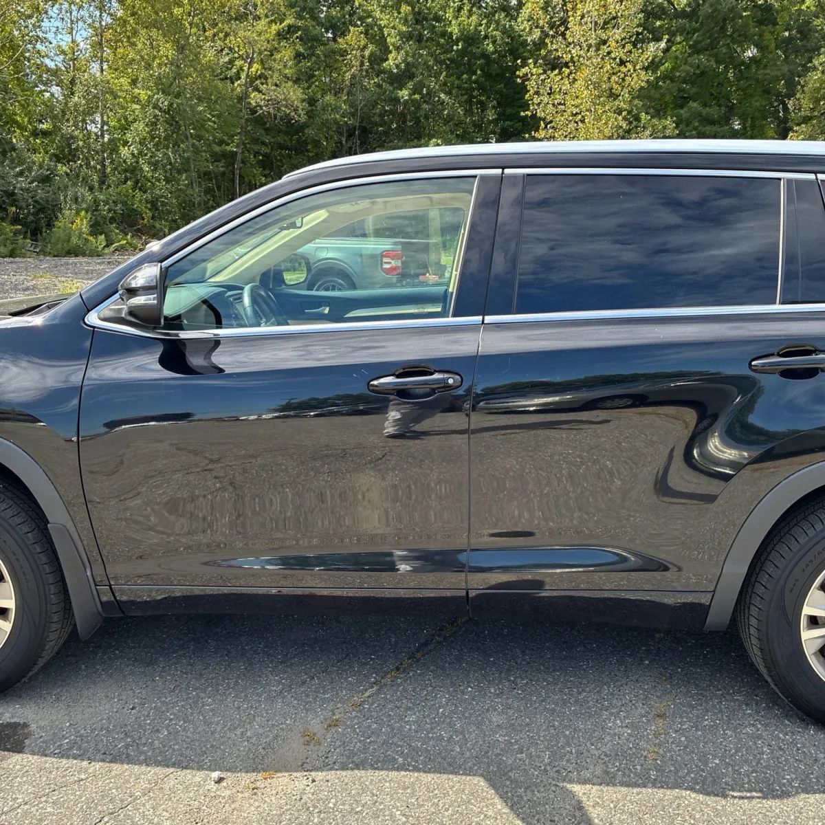 Used 2015 Toyota Highlander XLE AWD/4WD image 4
