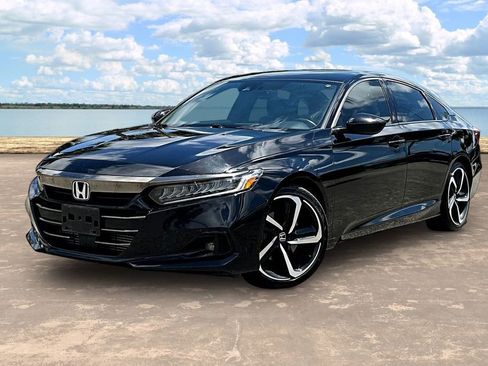 Used 2021 Honda Accord Sport image 1