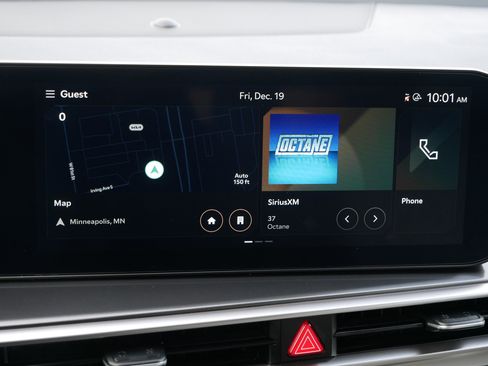 Certified 2025 Kia Sorento S image 22