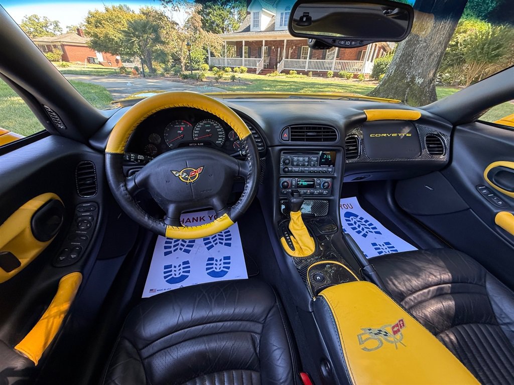 Used 2003 Chevrolet Corvette Coupe w/ Preferred Equipment Group RWD image 55