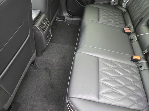 New 2026 Nissan Rogue Platinum AWD/4WD image 9