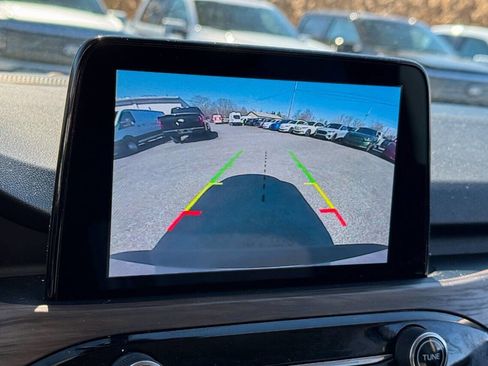 Used 2020 Ford Escape Titanium image 30