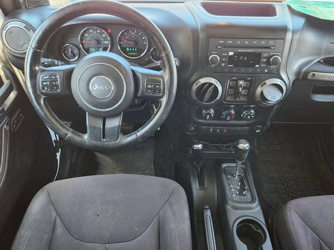 Used 2014 Jeep Wrangler Unlimited Sport w/ Quick Order Package 24S AWD/4WD image 29
