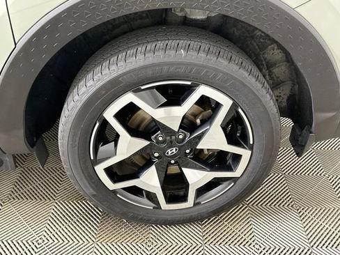 Used 2023 Hyundai Santa Cruz Limited AWD/4WD image 22