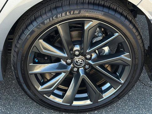 Used 2024 Toyota Corolla SE image 6