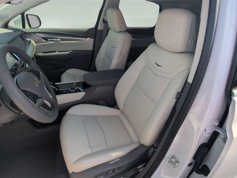 New 2026 Cadillac XT5 Premium Luxury FWD image 18