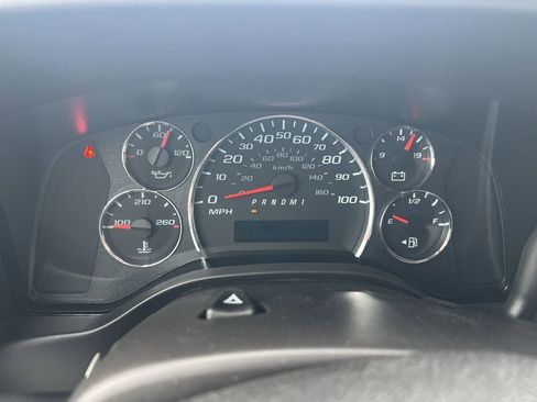 New 2025 Chevrolet Express 2500 Work Van w/ Driver Convenience Package image 11