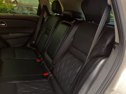 Certified 2023 Nissan Rogue Platinum FWD image 11