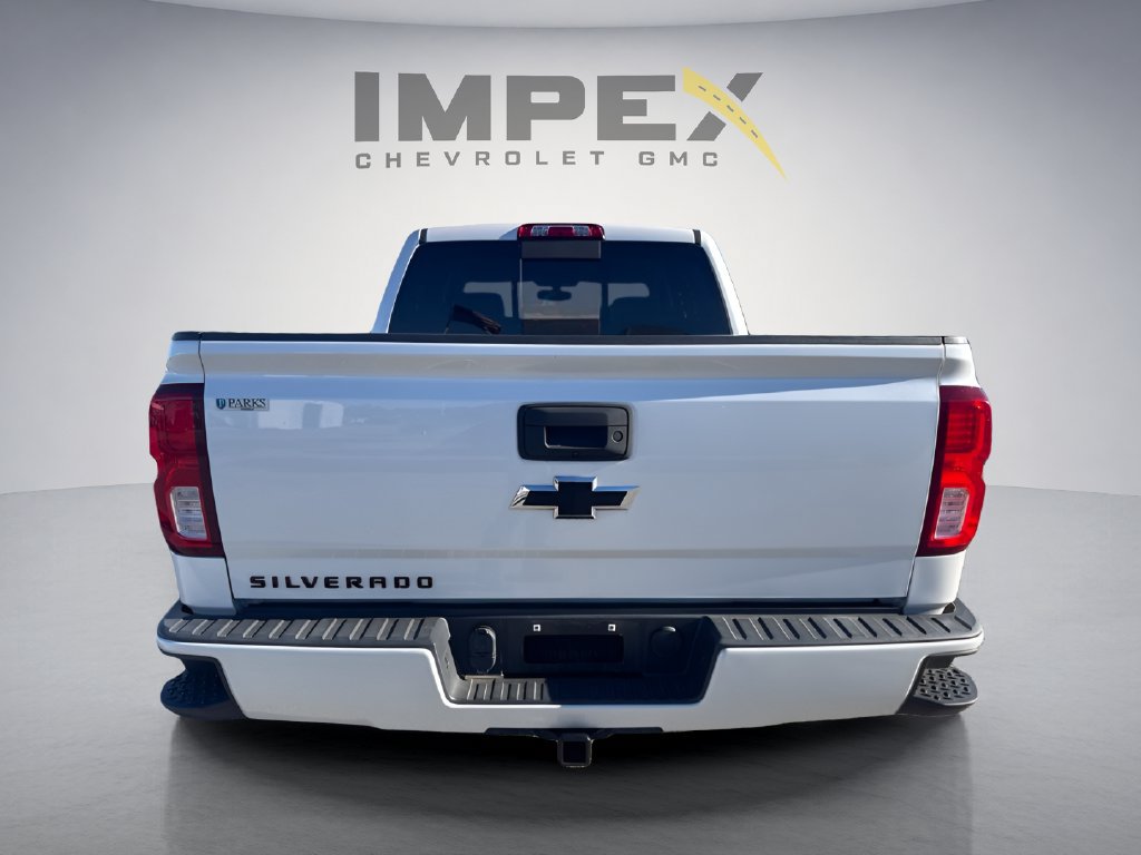 Used 2018 Chevrolet Silverado 1500 LTZ Z71 w/ Redline Edition AWD/4WD image 4