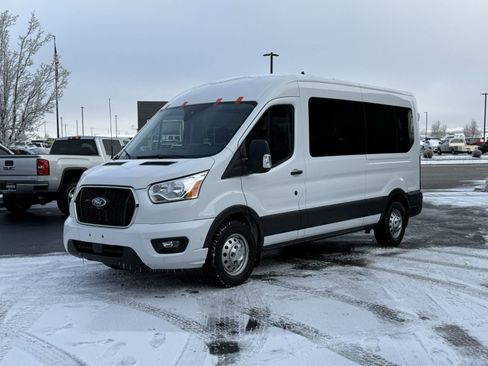 Used 2022 Ford Transit 350 XLT image 5