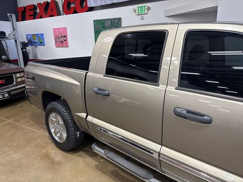 Used 2006 Dodge Dakota Laramie w/ Trailer Tow Group image 57