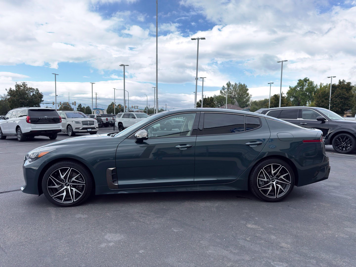 Used 2023 Kia Stinger GT-Line w/ Sun & Sound Package AWD/4WD image 21