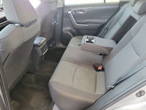 Used 2024 Toyota RAV4 XLE FWD image 13