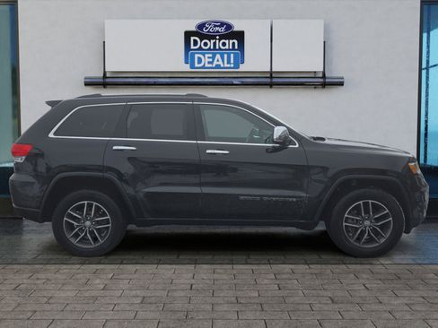 Used 2018 Jeep Grand Cherokee Limited image 2