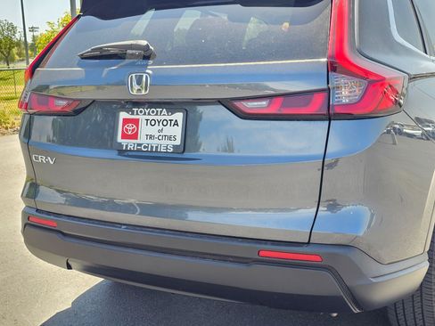 Used 2024 Honda CR-V EX image 13