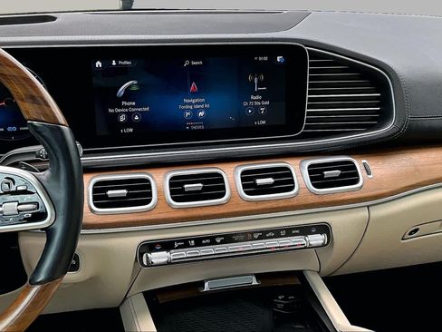 Certified 2023 Mercedes-Benz GLS 450 4MATIC image 7