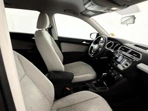 Used 2020 Volkswagen Tiguan S FWD image 34