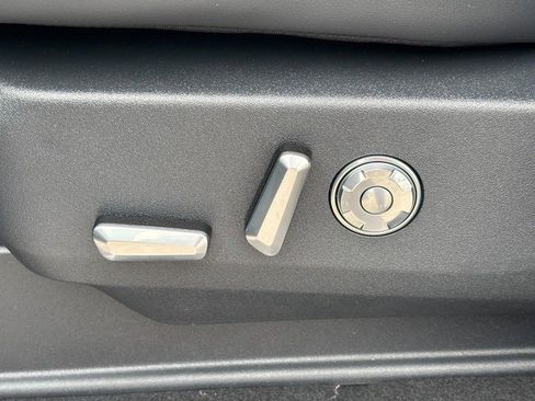 New 2026 Lincoln Navigator Reserve w/ Jet Appearance Package image 16