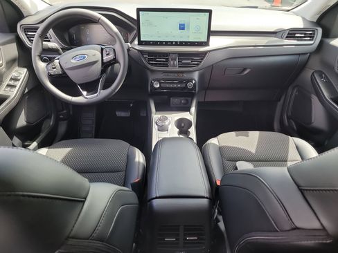 Used 2026 Ford Escape SE FWD image 12