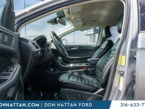 Used 2022 Ford Edge SEL w/ Convenience Package image 3