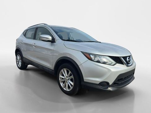 Used 2017 Nissan Rogue Sport SV AWD/4WD image 7