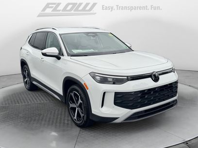 New 2025 Volkswagen Tiguan SE