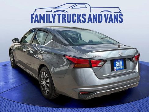 Used 2023 Nissan Altima 2.5 S FWD image 3