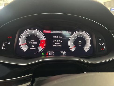Used 2021 Audi Q8 Premium Plus w/ Premium Plus Package AWD/4WD image 19