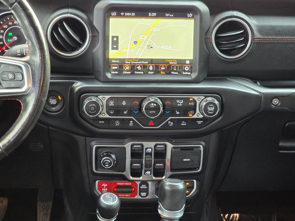 Used 2020 Jeep Gladiator Rubicon AWD/4WD image 32