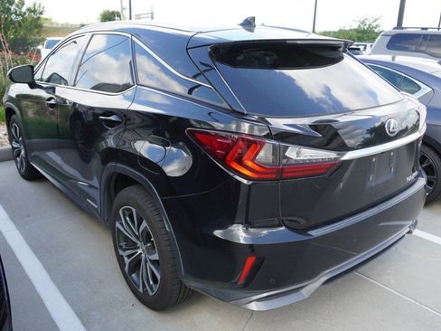 Used 2017 Lexus RX 450h AWD w/ 3500 lbs Tow Prep Package image 6