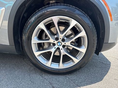 Used 2024 BMW X5 xDrive40i w/ Parking Assistance Package AWD/4WD image 50