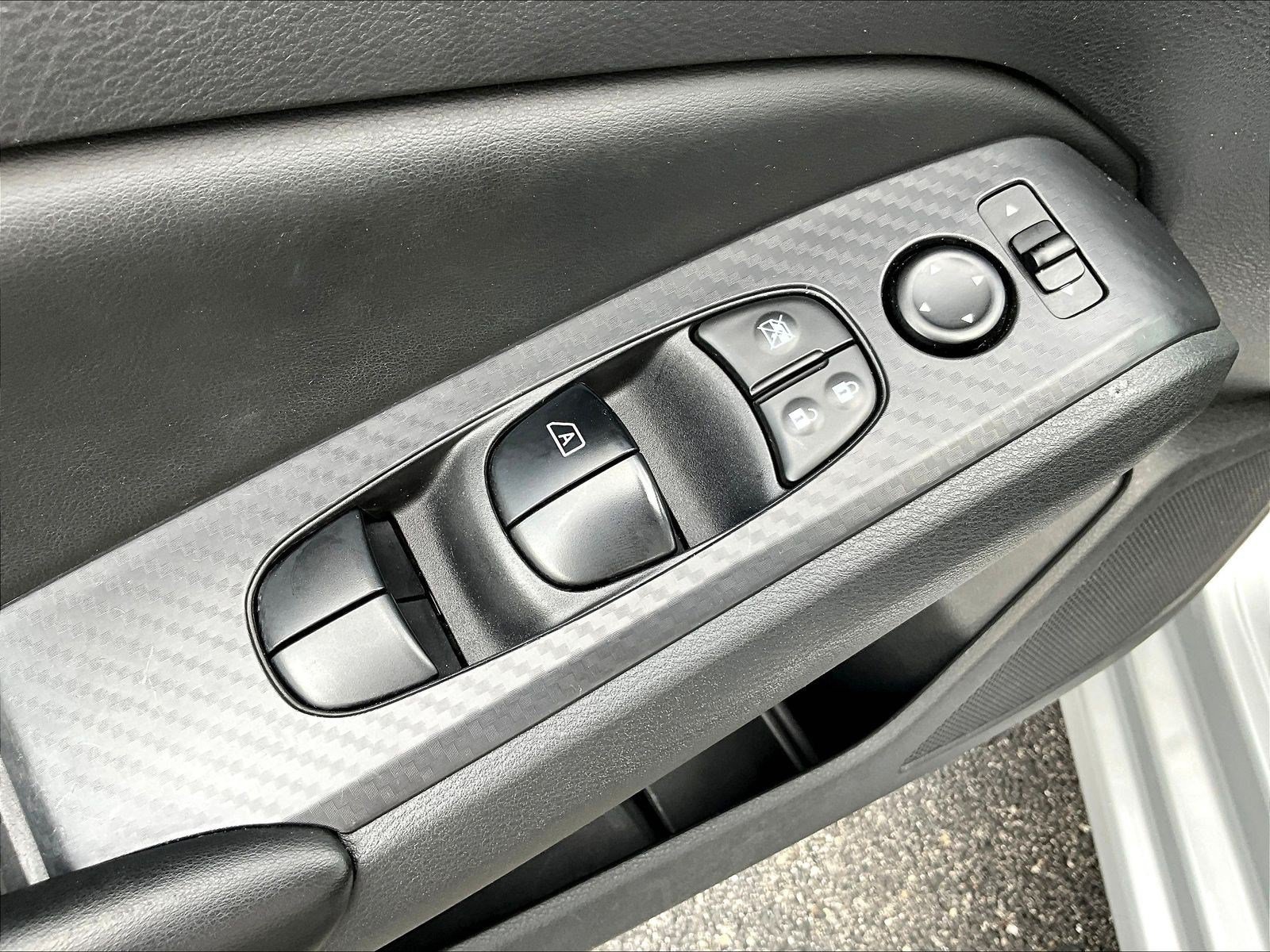 Used 2025 Nissan Altima 2.5 S FWD image 34