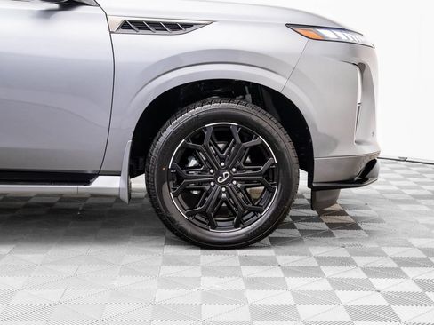 Certified 2026 INFINITI QX80 4WD w/ Sport Exterior Package image 42