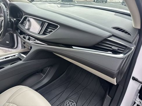 Certified 2024 Buick Enclave Avenir w/ Avenir Technology Package image 30
